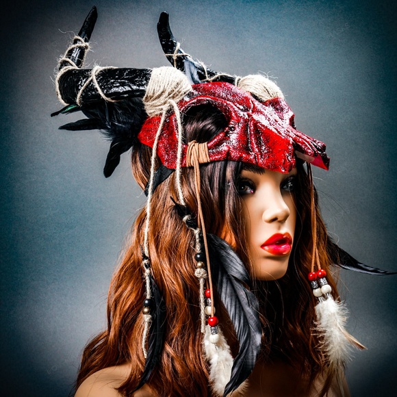 Halloween Red Skull Feather Mask Antelope Horns - Picture 1 of 8